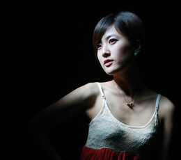 越野皮卡的室内摄影欣赏