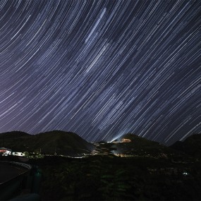 不是圆形的星轨图