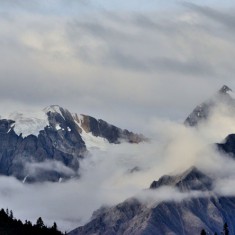 藏地行之无限风光在险峰