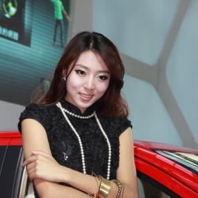 国庆车展4--黑衣MM