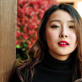 穿裙子的美少女