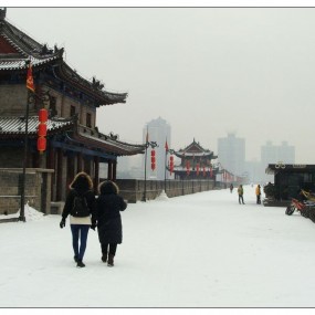 瑞雪降古城 城墙踏雪好去处