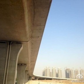 新手入门，求拍砖