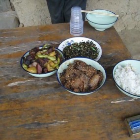 用图片编的视频（请点击视频）