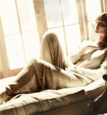 安吉丽娜朱莉—Mario Testino镜头里的女神