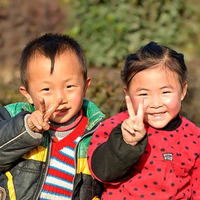 新买镜头试拍小孩。万像更新2012.11.16