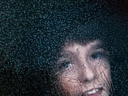 摄影师Kate Miller-Wilson镜头里的自闭症儿子