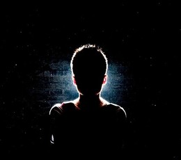 4.24摄影活动..这是谁？谁知道？？？？