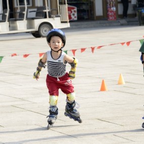 轮滑儿童