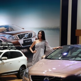 2013-04-29西安车展美女