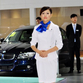 清纯的车展妹纸