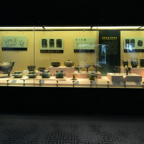 手持高感拍文物