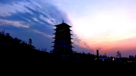 参赛作品;  长安塔---紫云起---夕阳余辉