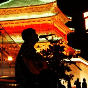 自食其力  挑战自我