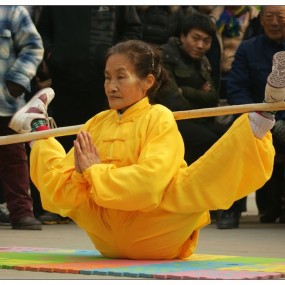 高手在民间 老翁亮绝技