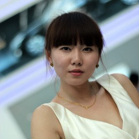 五一西安车展 前台接待妹子一组照片！