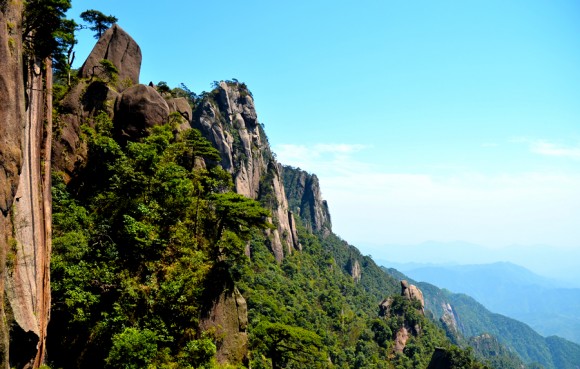 『春摄三清山，云淡风轻』