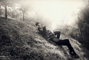 两个人的世界，黑白版