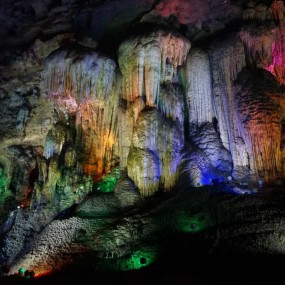 避暑桃花源--狂欢啤酒节旅游攻略