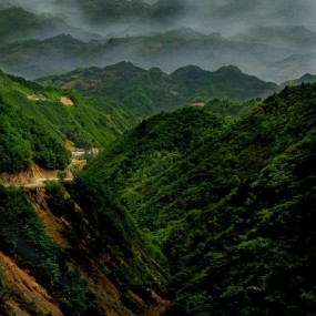 ——通往山外的路有多远？——