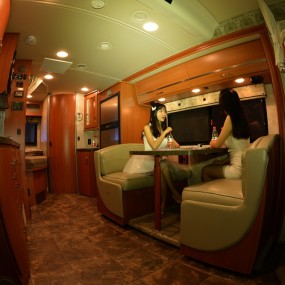 【十一车展】车的另一面（纪实）