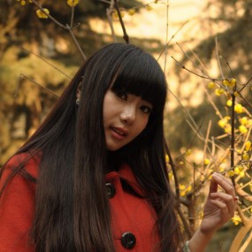 27号活动的王婷