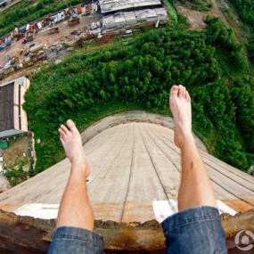 俄国少年高空拍摄