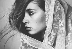 比起这个摄影师，我们可能稍稍急躁了一点