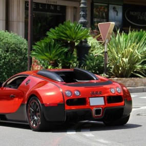 红铬鳄鱼皮特别版布加迪威龙