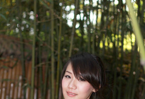 拍一下素面小雪