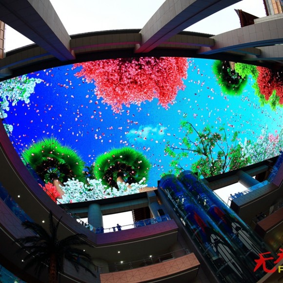 亚洲最大室内数码穹顶天幕