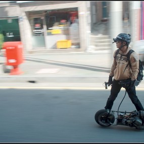 牛！没有方向盘，这种机动车见过吗?