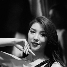 【车展·Model】半身黑白照