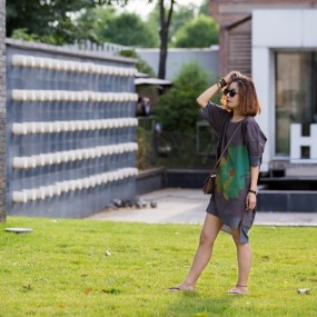 服装店员大华展风采