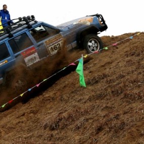中国最大的内陆沙漠地----大荔第三届沙苑汽车越野赛掠影