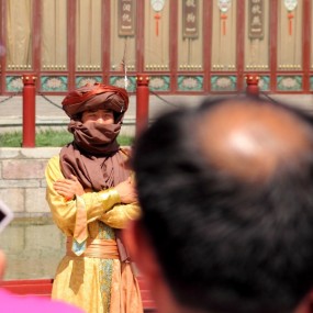 我总是被人挡住