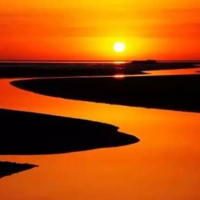 你见过黄河的全貌吗？这就是我们的母亲河！