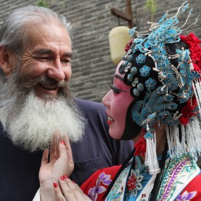 胡子与花旦的对话