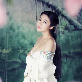 限产西安模特马瑞 联系QQ241981063