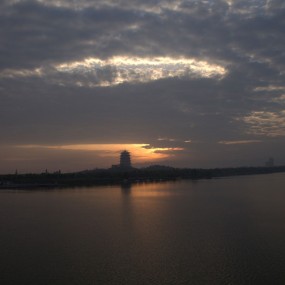 20130831世园会的太阳升起