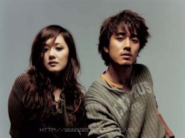 张娜拉演绎韩国LITMUS服装的野性魅力~~