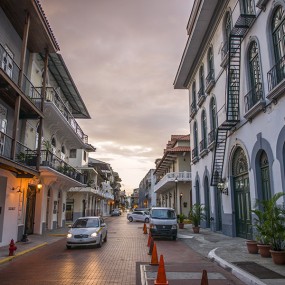 15巴拿马-夕阳下的老城