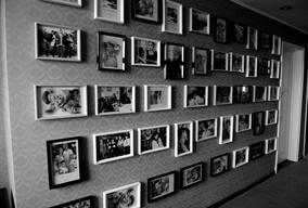 论坛模特训练室的照片墙