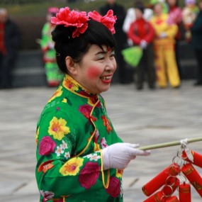 欢欢喜喜闹元宵