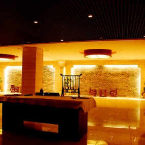 藏在大漠深处的酒窖