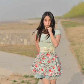 渭水边上捡到一个女孩