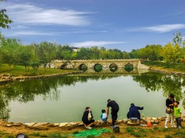 秋游长安公园子午湖