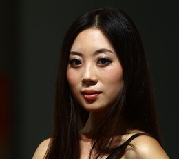 还有点点像圣母玛利亚