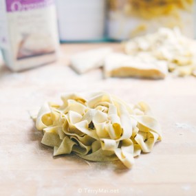 手工制作意大利宽条面