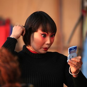 人文纪实｛戏台后｝